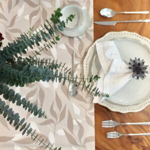 Camino de Mesa Floral Taupe 180