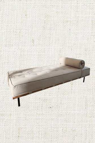 CHAISE-1