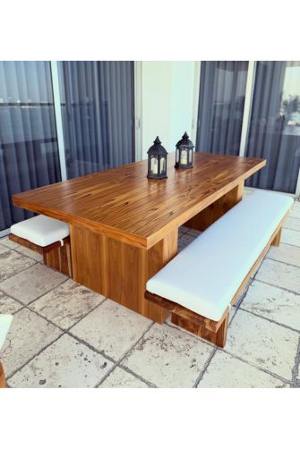 MESA DE COMEDOR